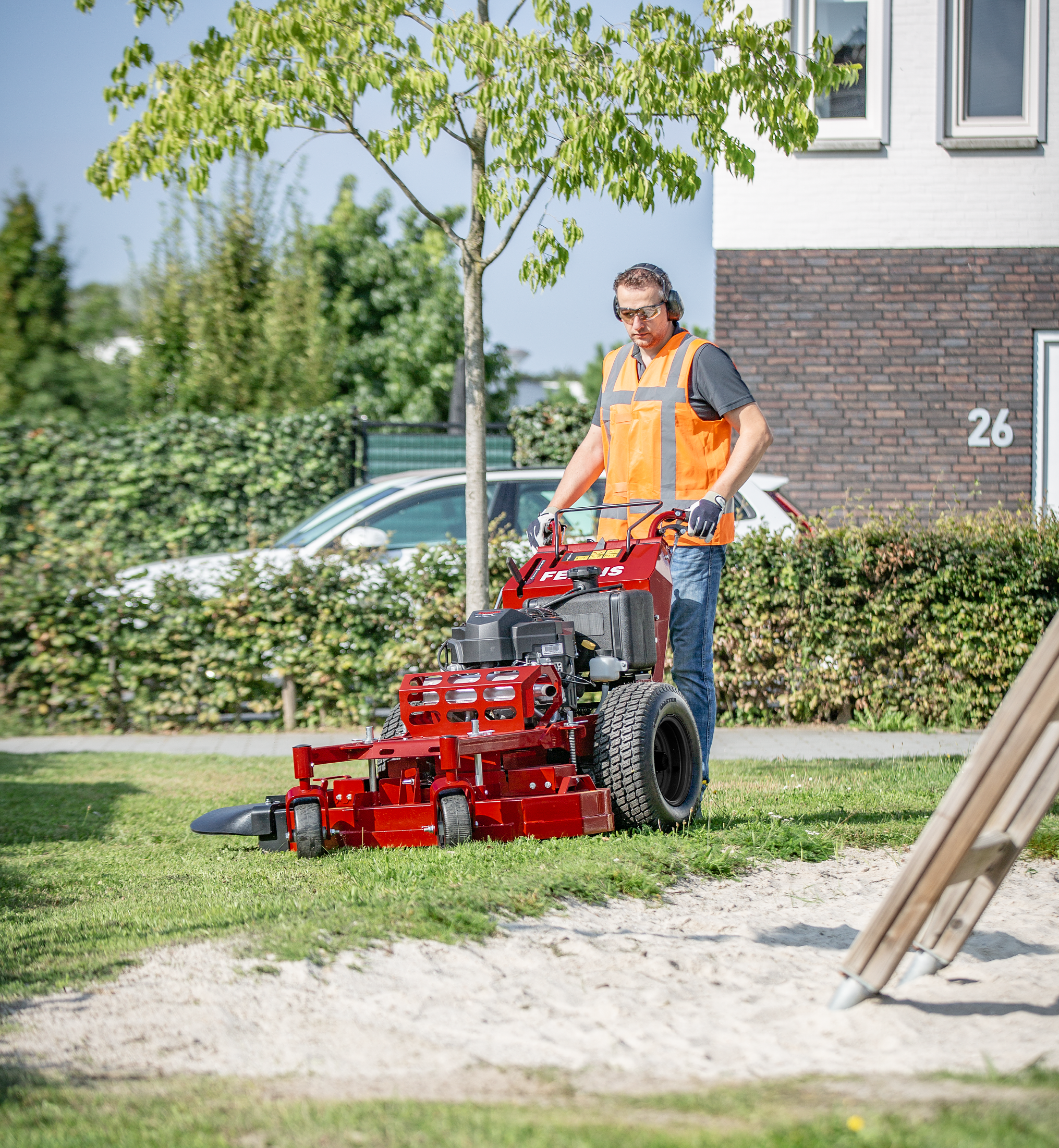 Proste w obsłudze dźwignie, rozrusznik elektryczny Ferris FW25 Proste w obsłudze dźwignie, rozrusznik elektryczny Ferris FW25